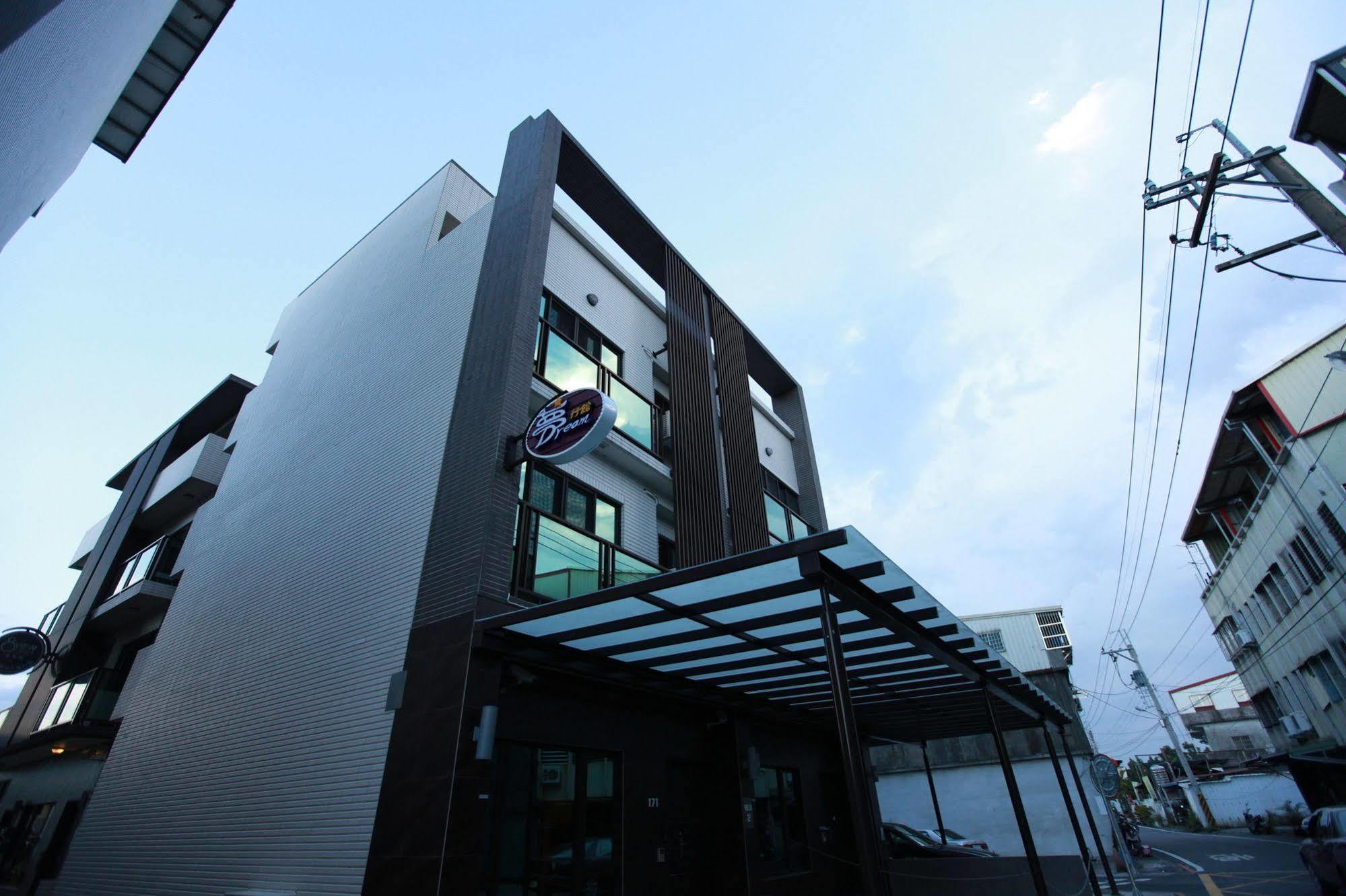 Dream B&B Luodong Bagian luar foto